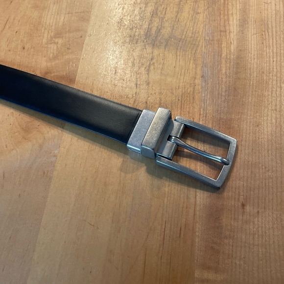 Men's Black (inside brown)Leather Belt silver belt buckle
length 38” - Picture 3 of 10